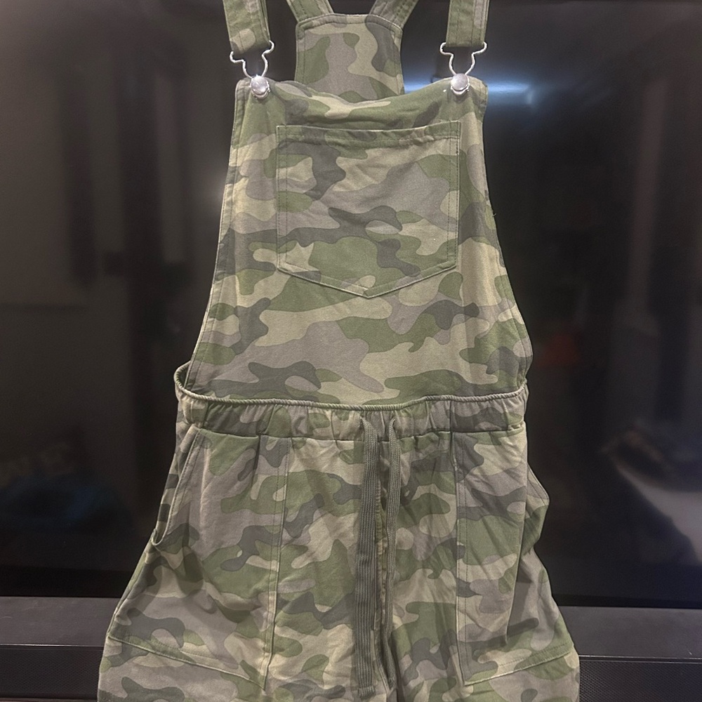 No Boundaries Green Camouflage womans Overalls